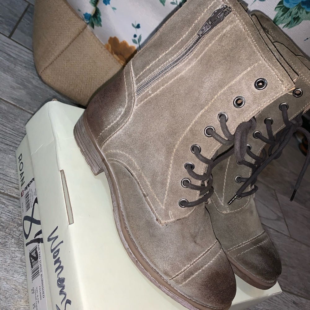 Roan boots